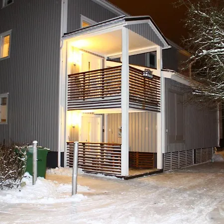 Kaeytaennoellinen Pietarsaaressa * Jakobstad